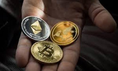 私钥是加密货币和许多区块链相关应用中的一个重要概念，通常用来证明所有权和进行交易。在TokenIM这样的钱包应用中，私钥是用户控制其数字资产的关键，掌握私钥等于掌握了与该私钥对应的数字资产。

### Private Key 是什么？

私钥是一串复杂的数字和字母组合，通常用来加密和解密信息。在区块链中，私钥用于生成签名，证明用户对其数字资产的所有权。当用户想要发送加密货币或进行其他区块链操作时，需要使用私钥进行验证。这意味着，只有持有私钥的人才能控制和转移与其关联的资金。

### 为什么私钥重要？

1. **安全性**：私钥是确保数字资产安全的基础。如果有人获得了你的私钥，他们就能够完全控制你的账户，转移或消费你的资产。
   
2. **不可逆性**：区块链交易一旦确认，就无法撤销。因此，如果你将资金发送到错误的地址或被黑客盗取，使用私钥的用户将无法找回这些资产。

3. **去中心化**：去中心化的设计意味着没有中央机构可以恢复你的私钥。这使得用户需要对自己的秘钥负责，增加了安全性，也增加了风险。

### TokenIM和私钥管理

TokenIM作为一个数字资产管理工具，其设计初衷是为用户提供安全方便的数字资产管理体验。在使用TokenIM时，用户需要注意以下几点：

- **私钥备份**：在创建TokenIM钱包时，会生成一组私钥。用户应该及时备份这些私钥并妥善保管，防止数据丢失。

- **不共享私钥**：用户不应该向任何人，甚至包括客服人员，提供自己的私钥。任何要求你提供私钥的人都可能是诈骗者。

- **使用安全环境**：在使用TokenIM时，确保在安全的网络环境下进行操作，避免在公共Wi-Fi上进行敏感操作。

### 常见问题解答

#### 问题1: 如何生成和管理私钥？

生成私钥的过程通常是在创建钱包时自动完成的。以下是如何生成和管理私钥的详细步骤：

1. **创建钱包**：用户下载TokenIM应用，选择“创建新钱包”，系统会自动生成一对公钥和私钥。

2. **备份私钥**：小心保存私钥，可以选择将其纸质化或者保存在加密存储设备中。

3. **导入私钥**：如果用户需要在其他设备上使用钱包，可以使用“导入钱包”的功能，通过输入私钥实现。

4. **安全存储**：确保私钥存储在安全的环境中，防止被黑客攻击。

5. **使用助记词**：TokenIM还支持助记词备份，用户可以通过记住这些词来恢复钱包。

管理私钥的责任完全在用户身上，不应将管理私钥的任务交给他人。

#### 问题2: 如果私钥丢失，如何恢复我的资产？

私钥一旦丢失，通常无法恢复，因为区块链的去中心化特性使得没有任何中心化的机构可以帮助恢复。但是，用户可以通过以下方式进行预防和恢复：

1. **助记词**：在创建钱包时，TokenIM会生成助记词，用户可以通过助记词恢复钱包。

2. **确保备份**：定期备份私钥或者助记词，确保备份存放在安全的地方。

3. **使用硬件钱包**：硬件钱包通常会储存私钥，并提供额外的安全保障。

如果私钥丢失且没有助记词，那么对应的数字资产也基本无法恢复，用户在使用时需格外谨慎。

#### 问题3: 如何保护我的私钥不被盗取？

保护私钥的方法多种多样，用户可以通过以下方法提高安全性：

1. **使用强密码**：设置强密码，并定期更换。

2. **启用双重验证**：使用双重验证增加额外的安全层，防止未授权访问。

3. **在安全设备上使用**：避免在公共或不安全的设备上输入私钥。

4. **定期更新软件**：保持TokenIM应用和系统软件是最新的，避免黑客利用已知漏洞入侵。

切勿随意下载和安装不明来源的应用，确保设备的安全性将大大减少私钥被盗的风险。

#### 问题4: TokenIM支持哪些加密货币？

TokenIM支持多种加密货币，用户在选择时可以参考：

1. **主流币种**：如比特币（BTC）、以太坊（ETH）等。

2. **其他数字资产**：TokenIM也支持一些新兴的ERC20代币，用户可以在应用内查看最新支持列表。

3. **自定义代币**：部分用户可以自定义添加特定代币，TokenIM会根据区块链标准进行验证。

了解TokenIM支持的币种种类，有助于用户更好地管理和交易自己的数字资产。

#### 问题5: 如何交易和转移我的数字资产？

在TokenIM中，交易和转移数字资产的步骤如下：

1. **选择币种**：用户在资产列表中选择要转移的币种。

2. **输入地址和金额**：输入目标地址以及转移的金额。

3. **确认交易**：系统会提示用户确认交易信息，包括交易费用和目标地址。

4. **签名交易**：使用私钥进行交易签名，确保交易的有效性。

5. **查看交易状态**：交易完成后，用户可以在应用中查看交易状态，通常需要稍等几分钟确认。

了解如何进行交易和转移非常重要，以避免因操作不当造成资产损失。

总之，私钥在TokenIM和数字资产管理中扮演着至关重要的角色，用户需要认真对待私钥的安全与管理。